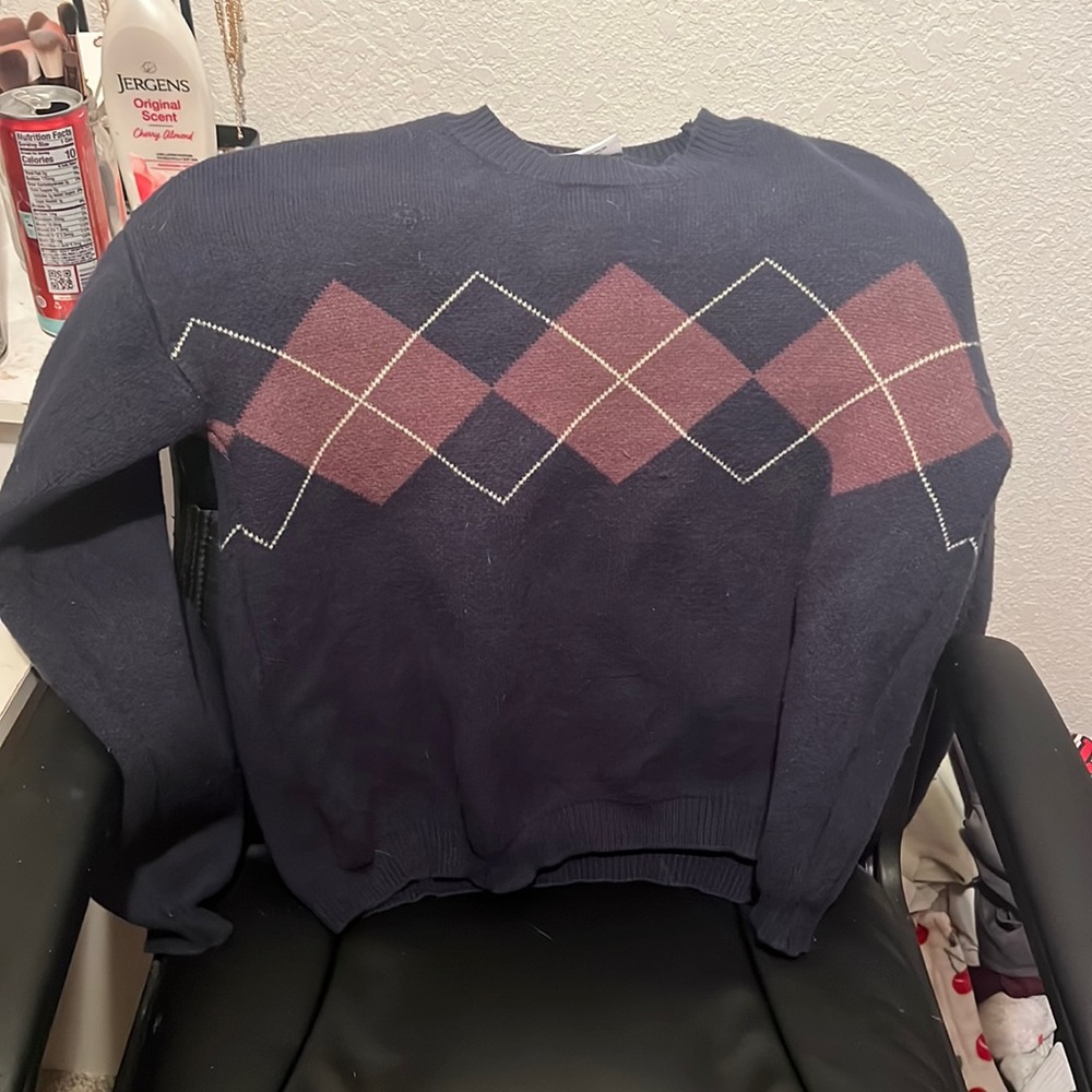 taylor swift all to well sweater. never worn. perfect condition